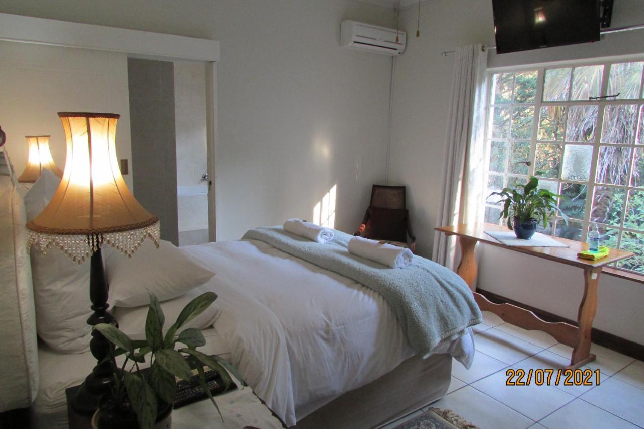 Bancroft B&B Hilton Bagian luar foto