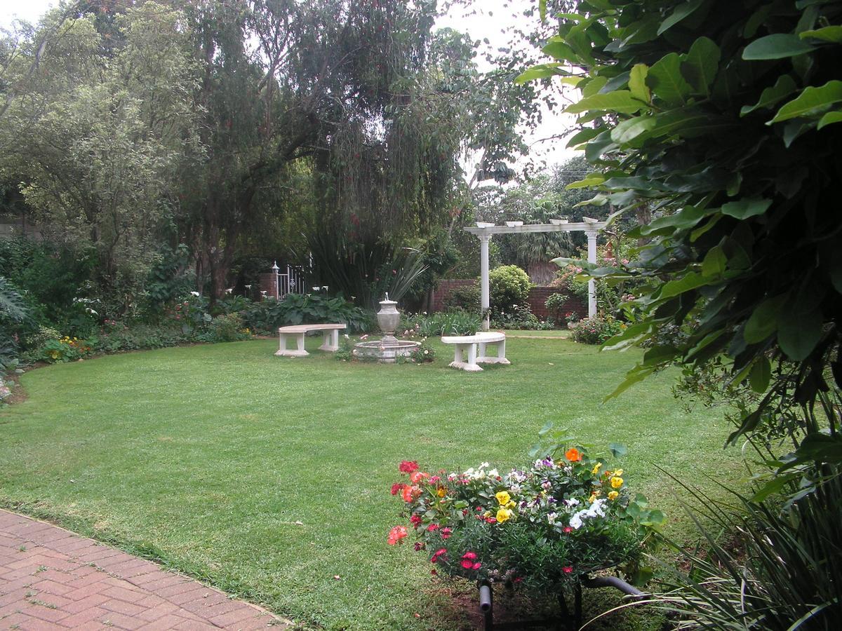 Bancroft B&B Hilton Bagian luar foto